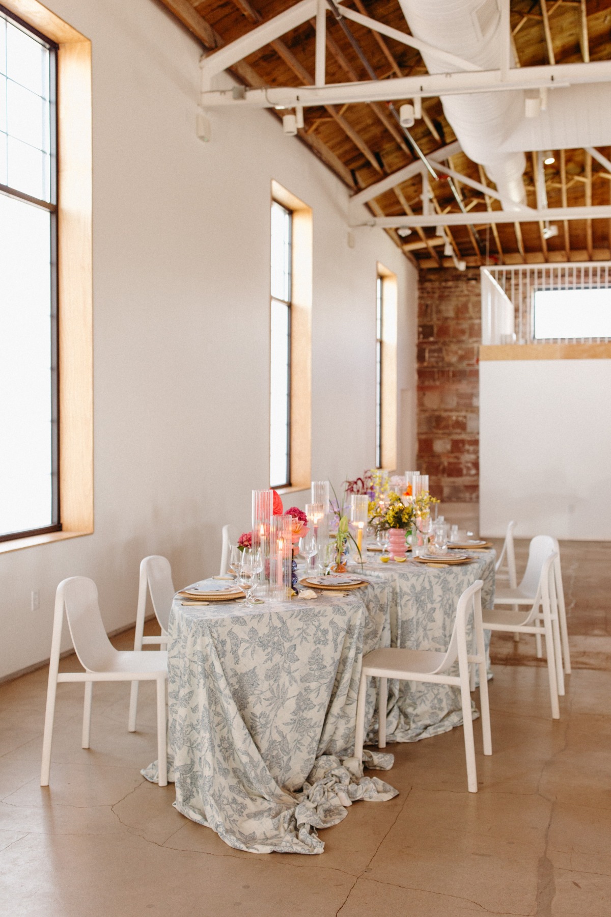 serpentine tables
