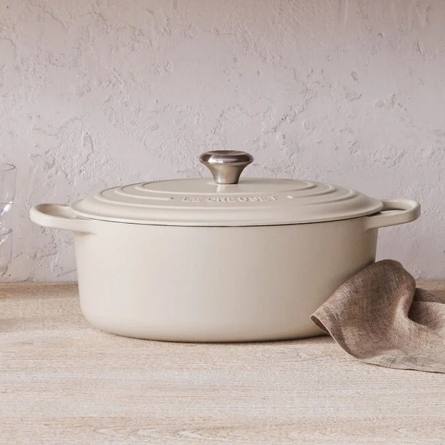 le creuset for wedding registry