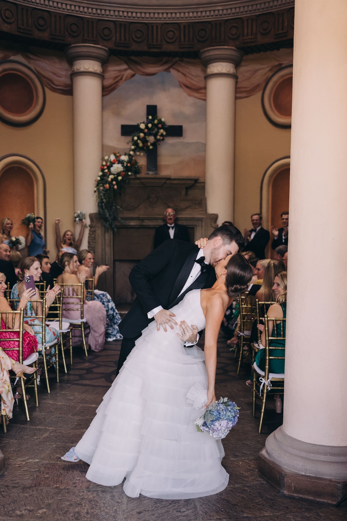 chruch wedding photo ideas