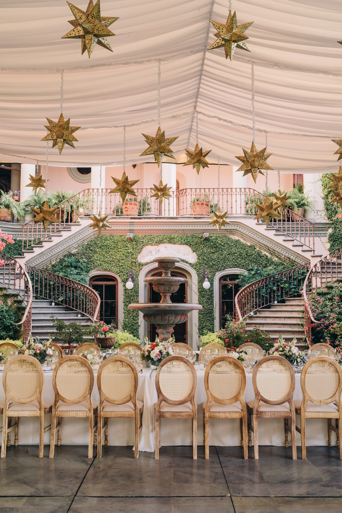 hanging star chandeliers for wedding