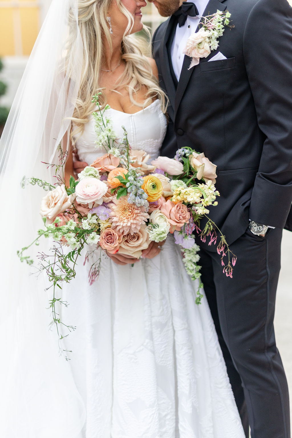 pastel bridal bouquet