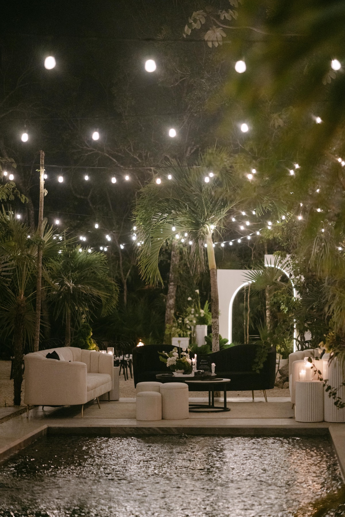 poolside lounge ideas for wedding