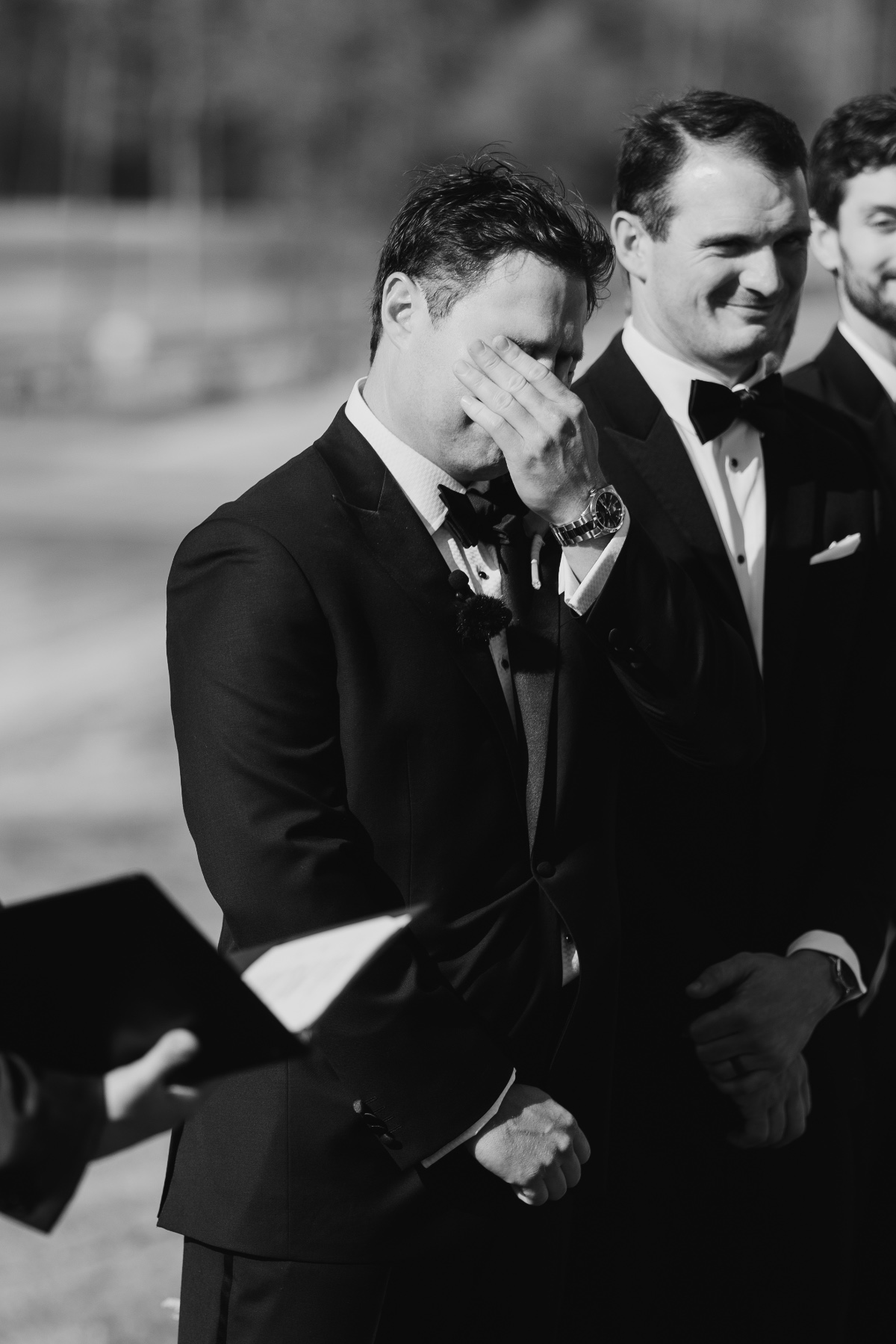 groom ceremony photo ideas