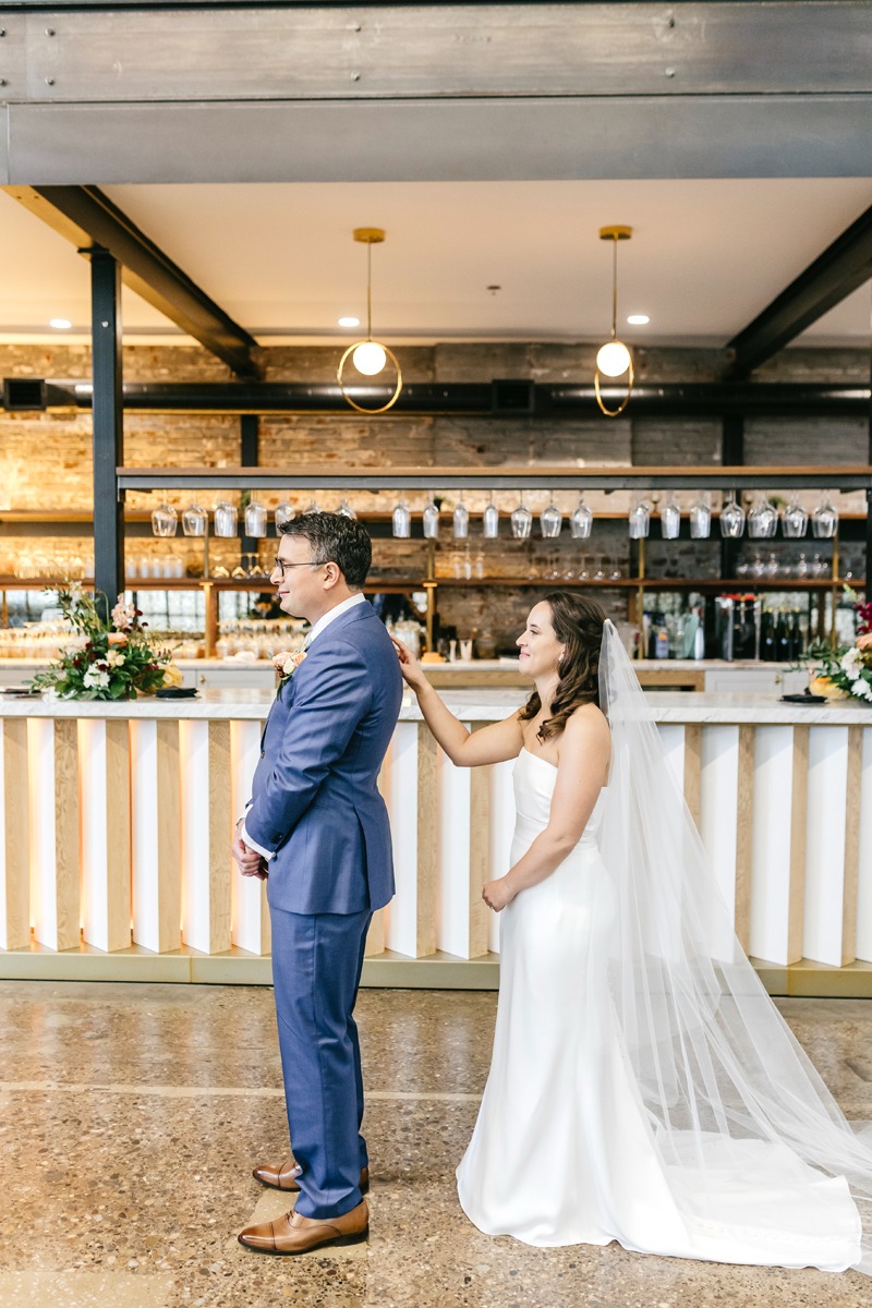 simple first look ideas for wedding