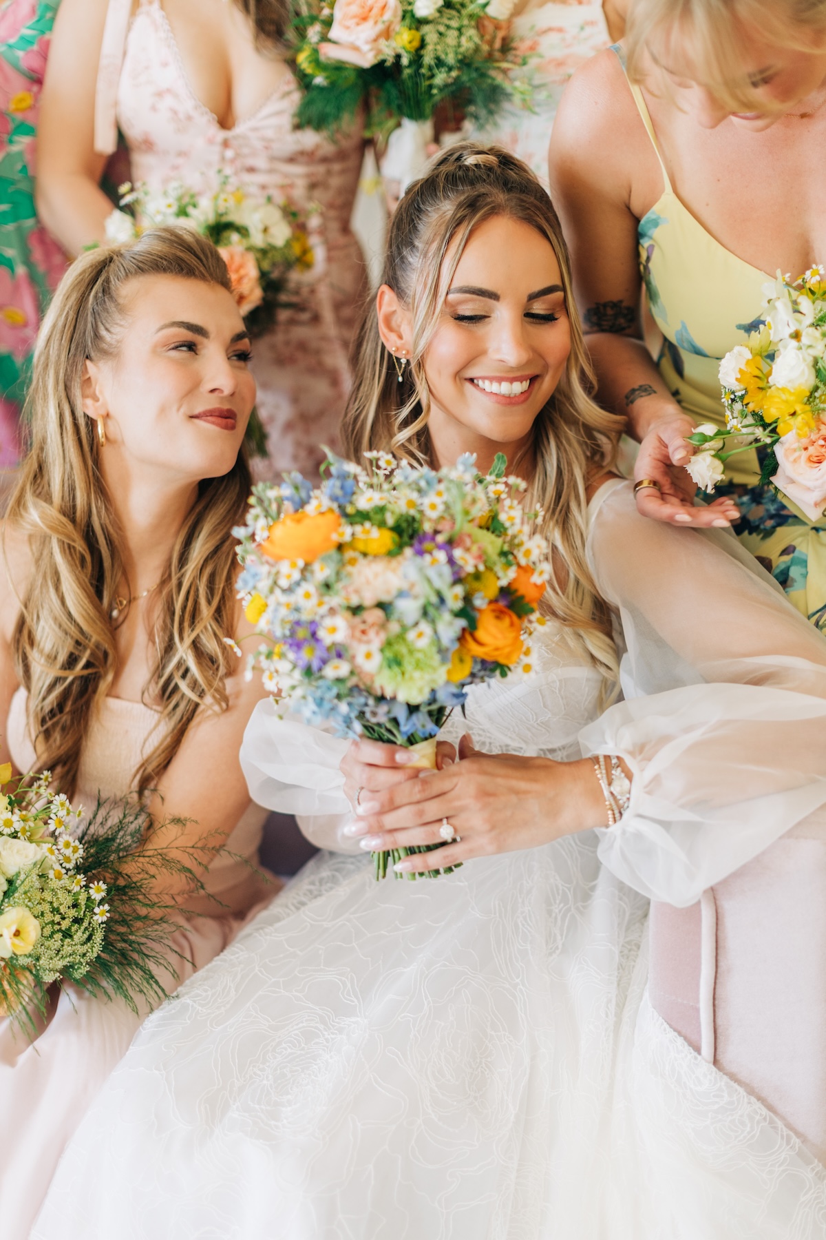 mini daisies bridal bouquet