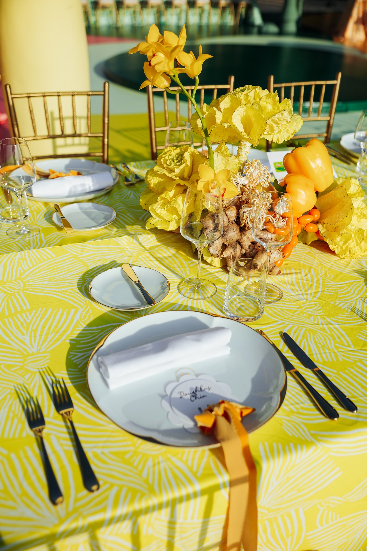 yellow wedding table ideas