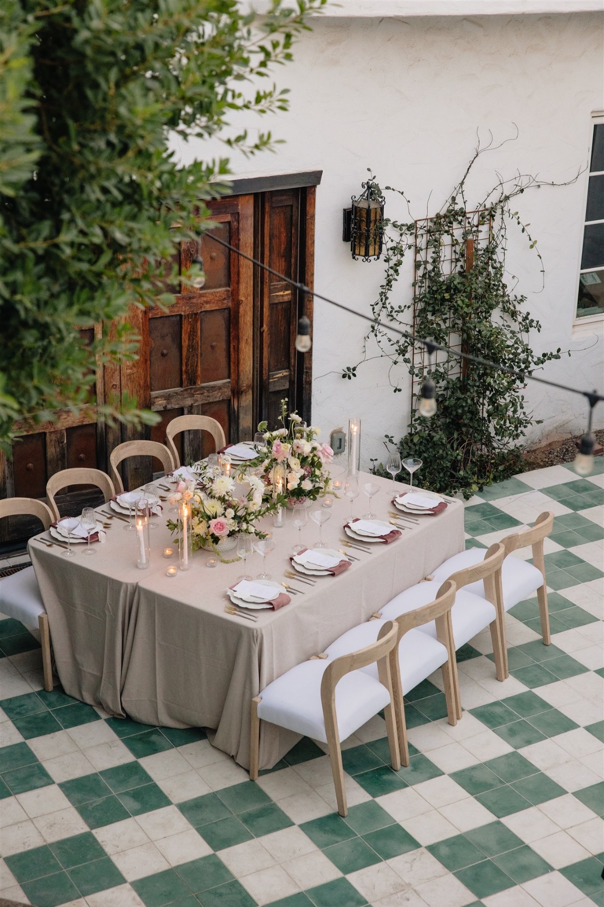neutral and pink wedding reception design