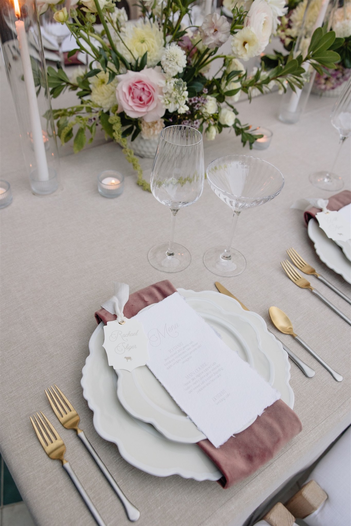 soft neutrals and mauve place settings