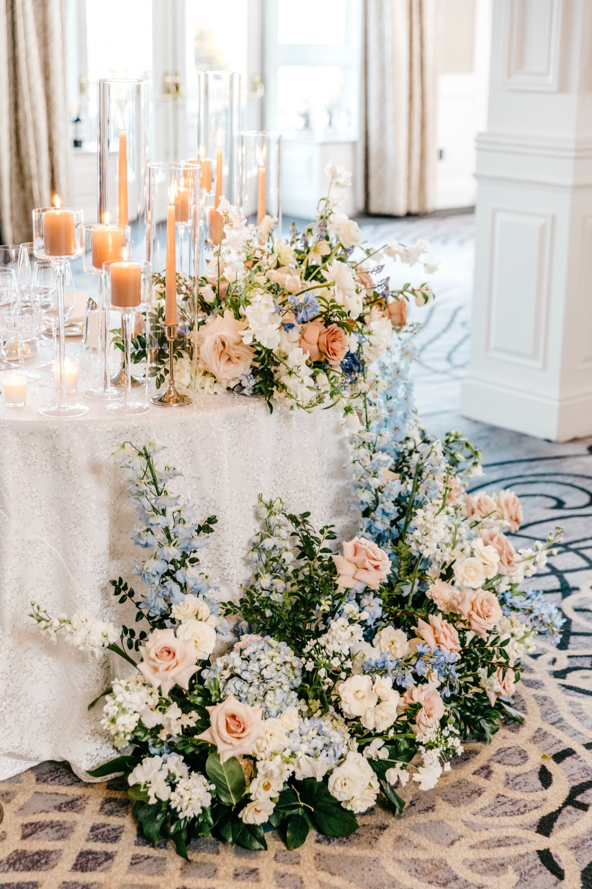 peach and blue wedding flowers