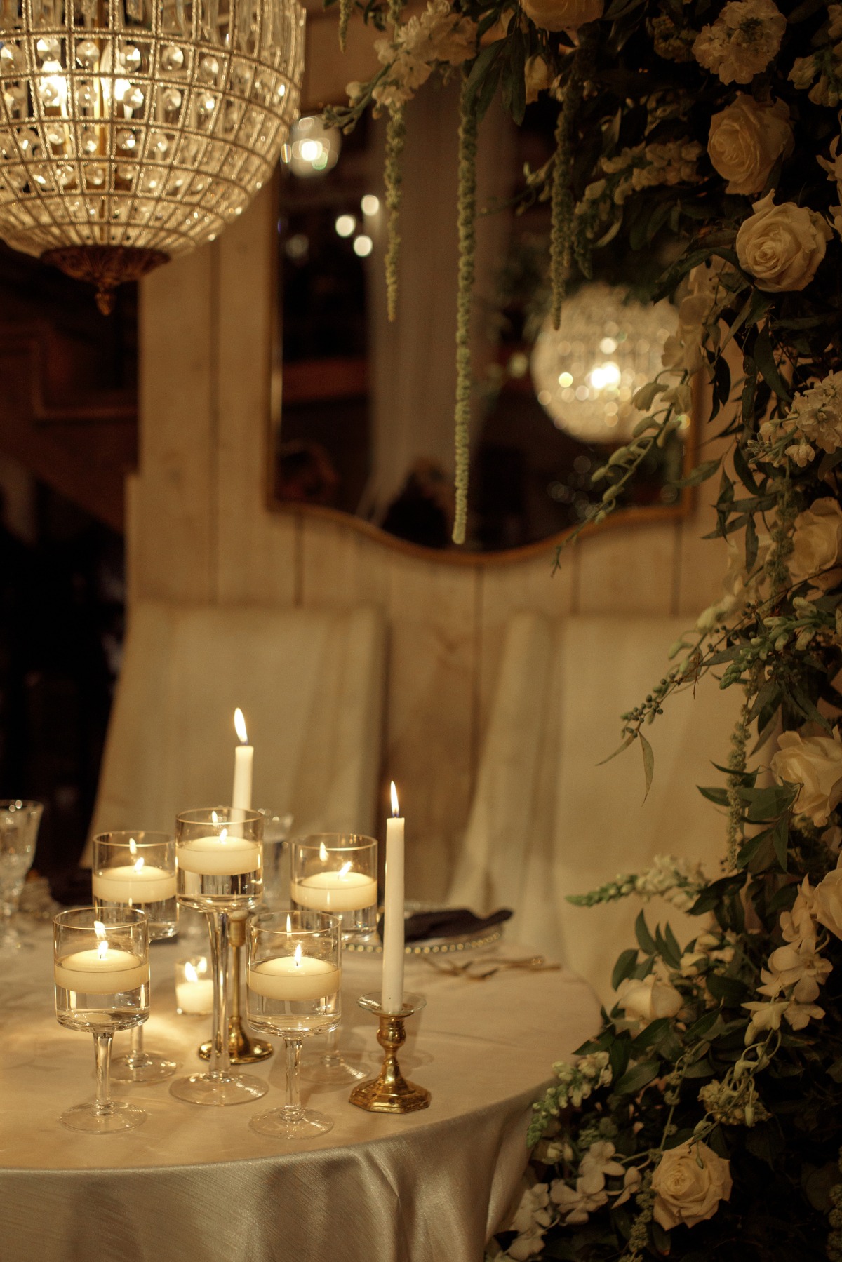 crystal chandeliers for wedding
