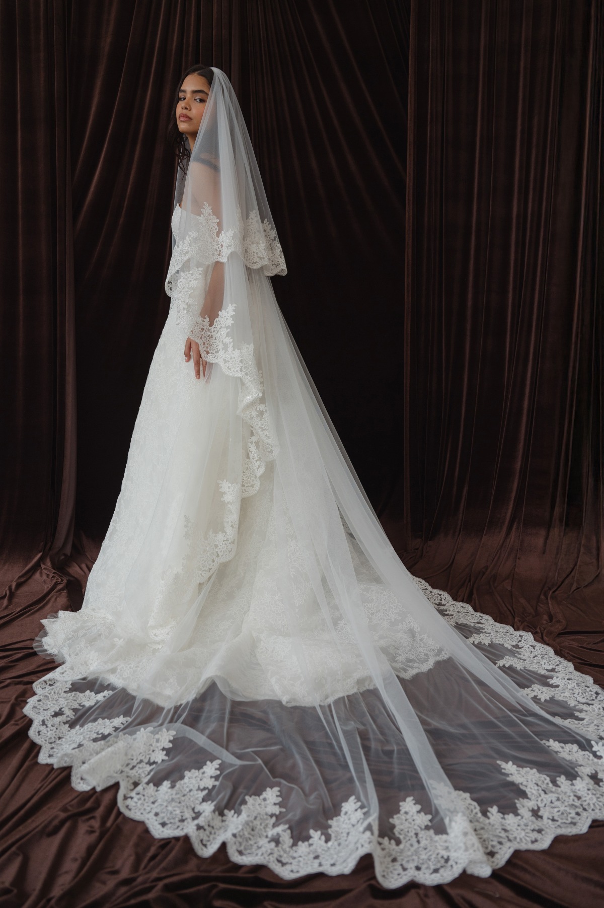 judith_veil_ember_35221_edited_2400x3600