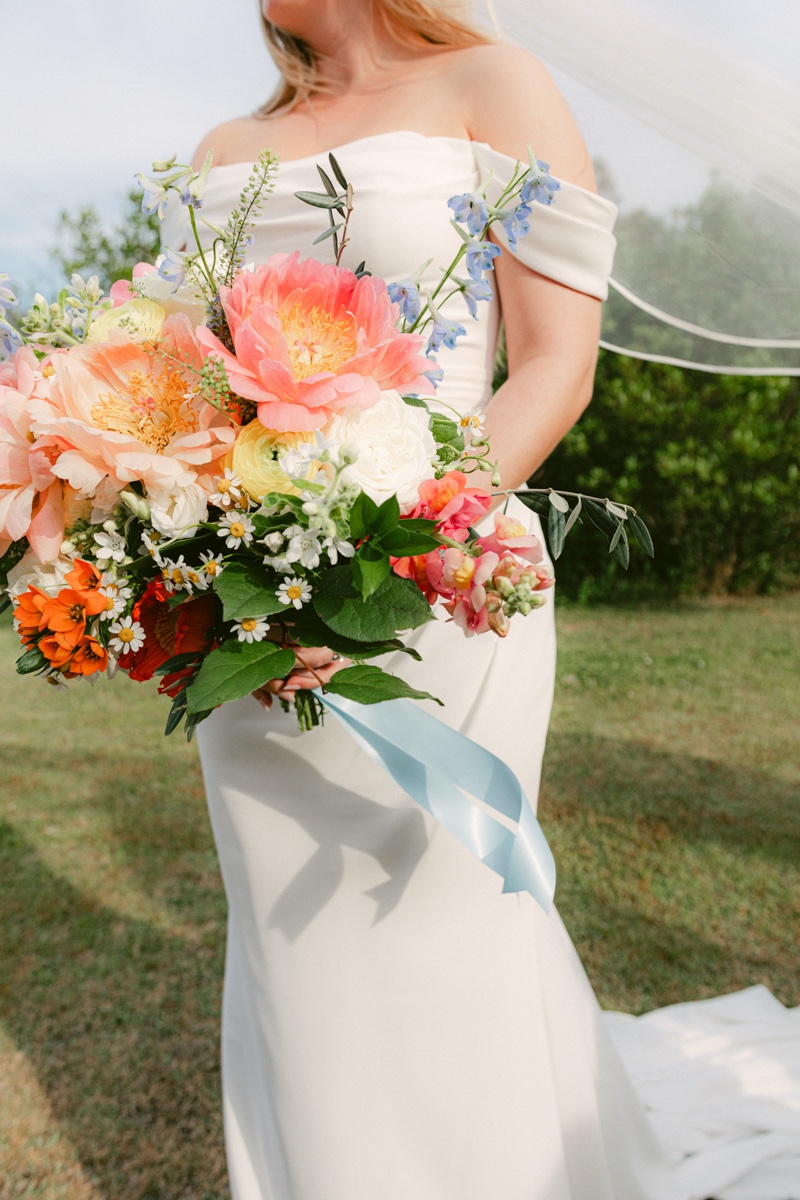 beautiful pink bridal bouquet