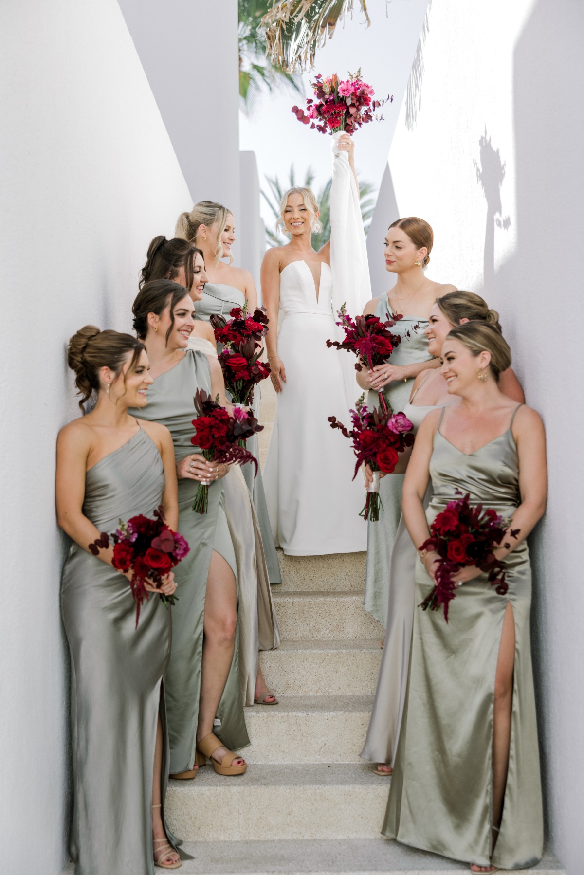 moody wedding bouquets