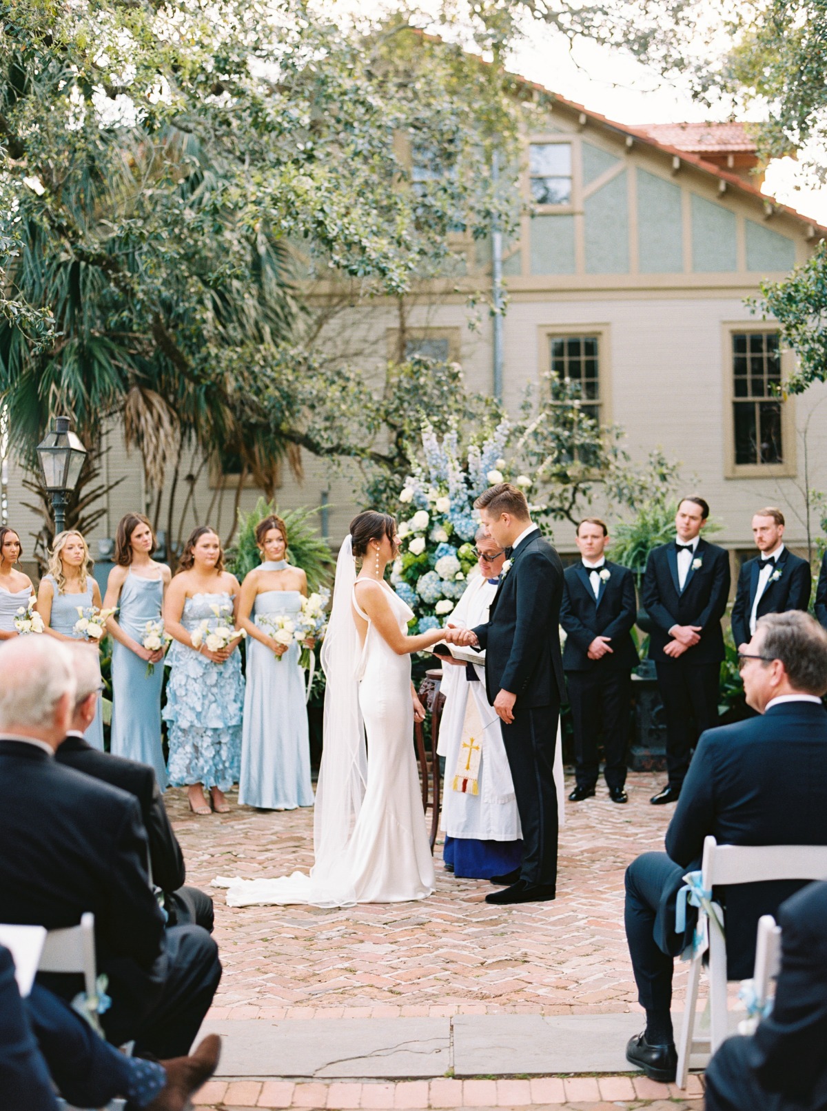 courtyard wedding ceremony