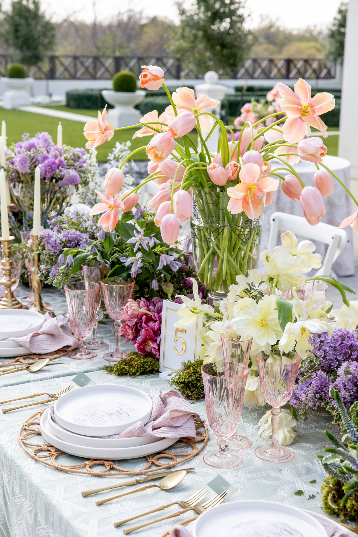 tulip centerpieces