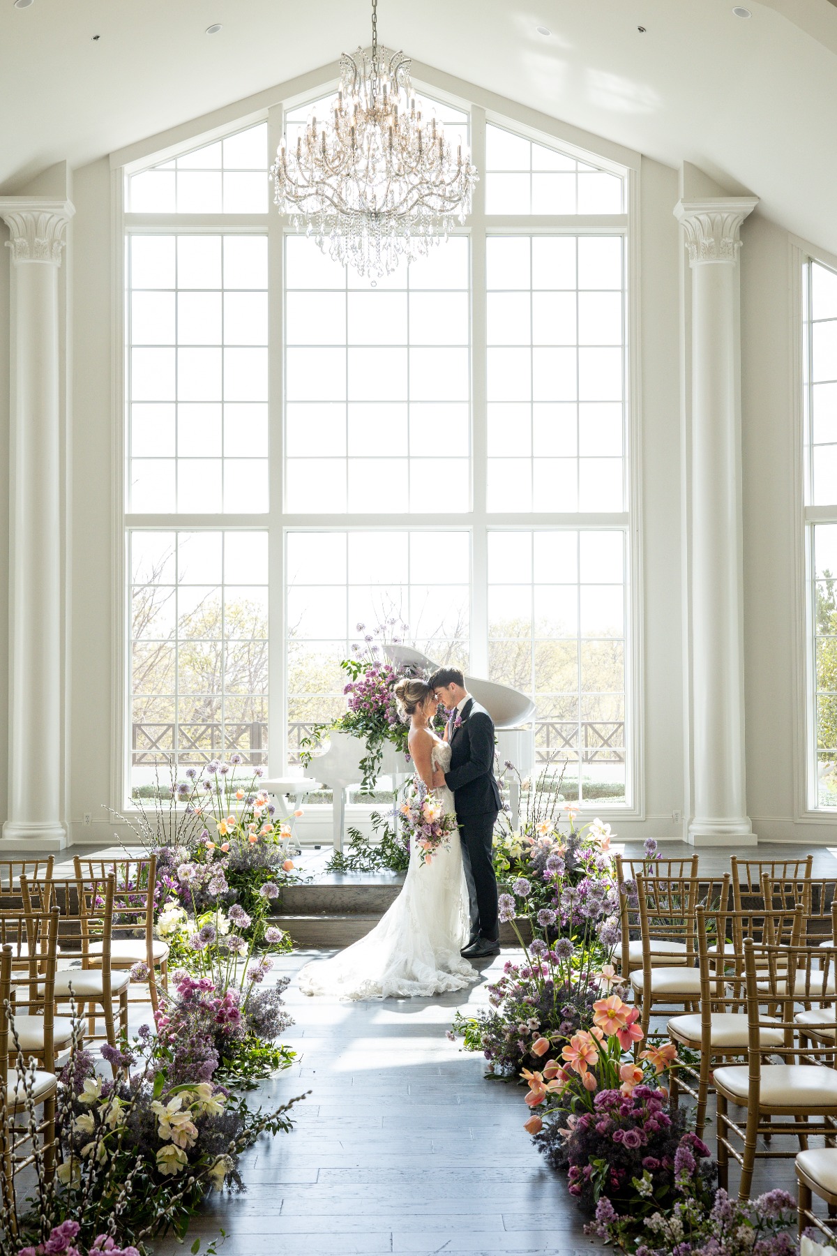 lavender wedding ceremony floral ideas