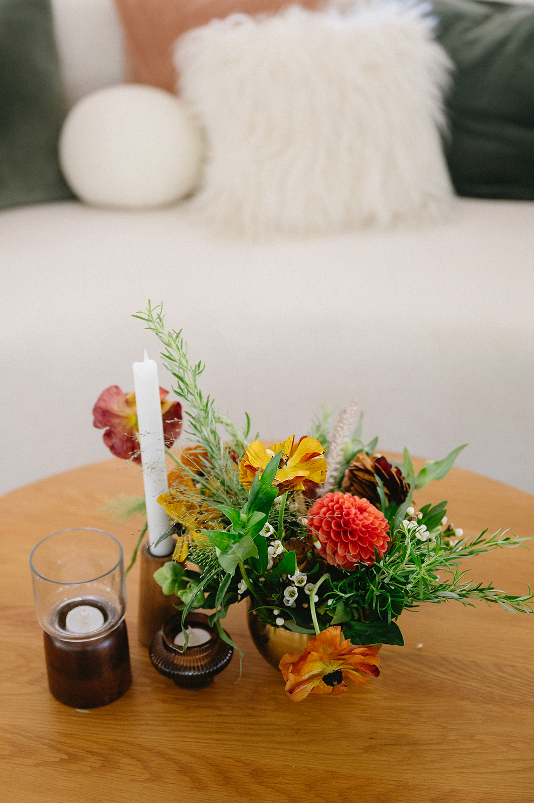 dahlia wedding centerpieces