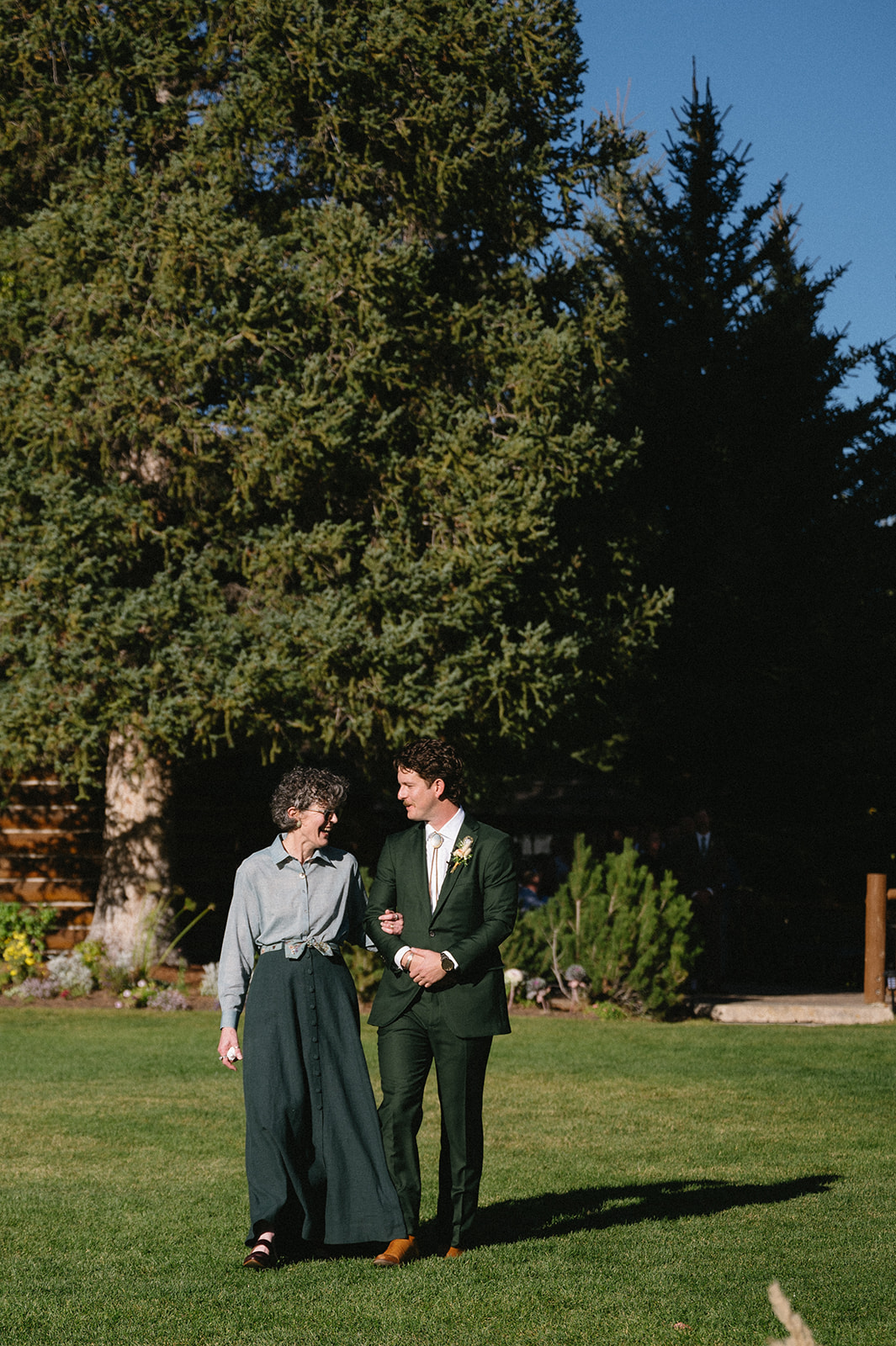 rustic mother of the groom wedding outfit