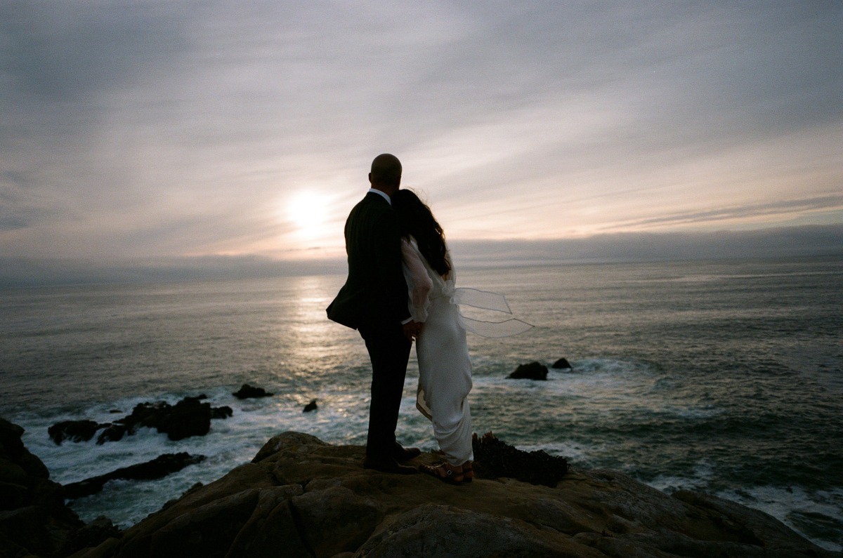 timber-cove-jenner-california-wedding-45