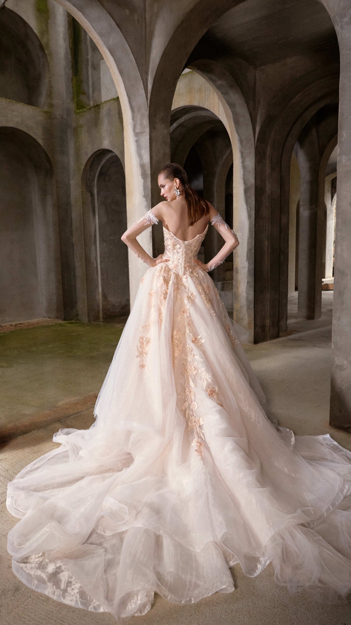 back of peach wedding dress