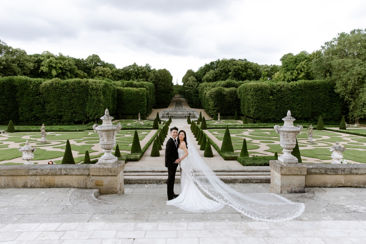 wedding inspiration at a french chateau