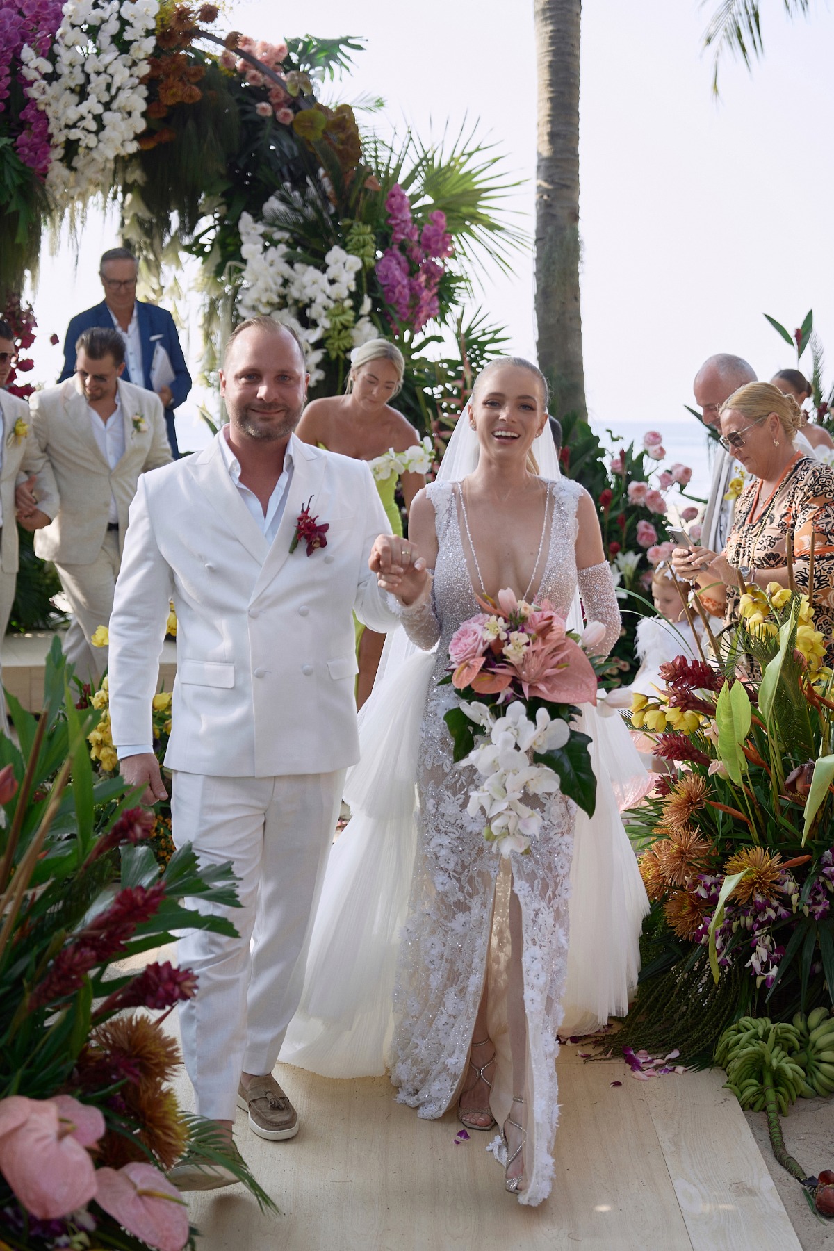 tropical bridal bouquet