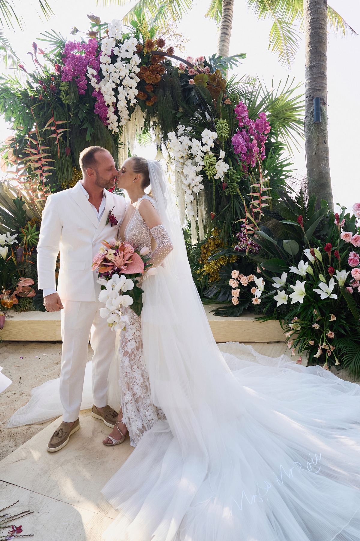 luxury Phuket wedding