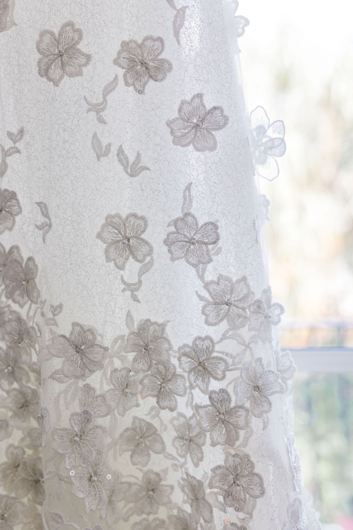 lace wedding dress