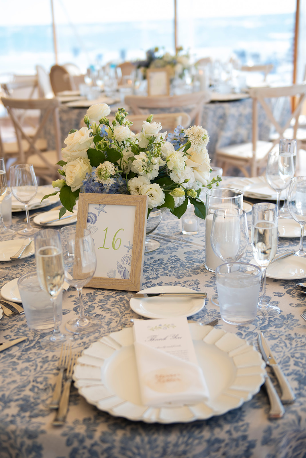 blue and white wedding reception ideas