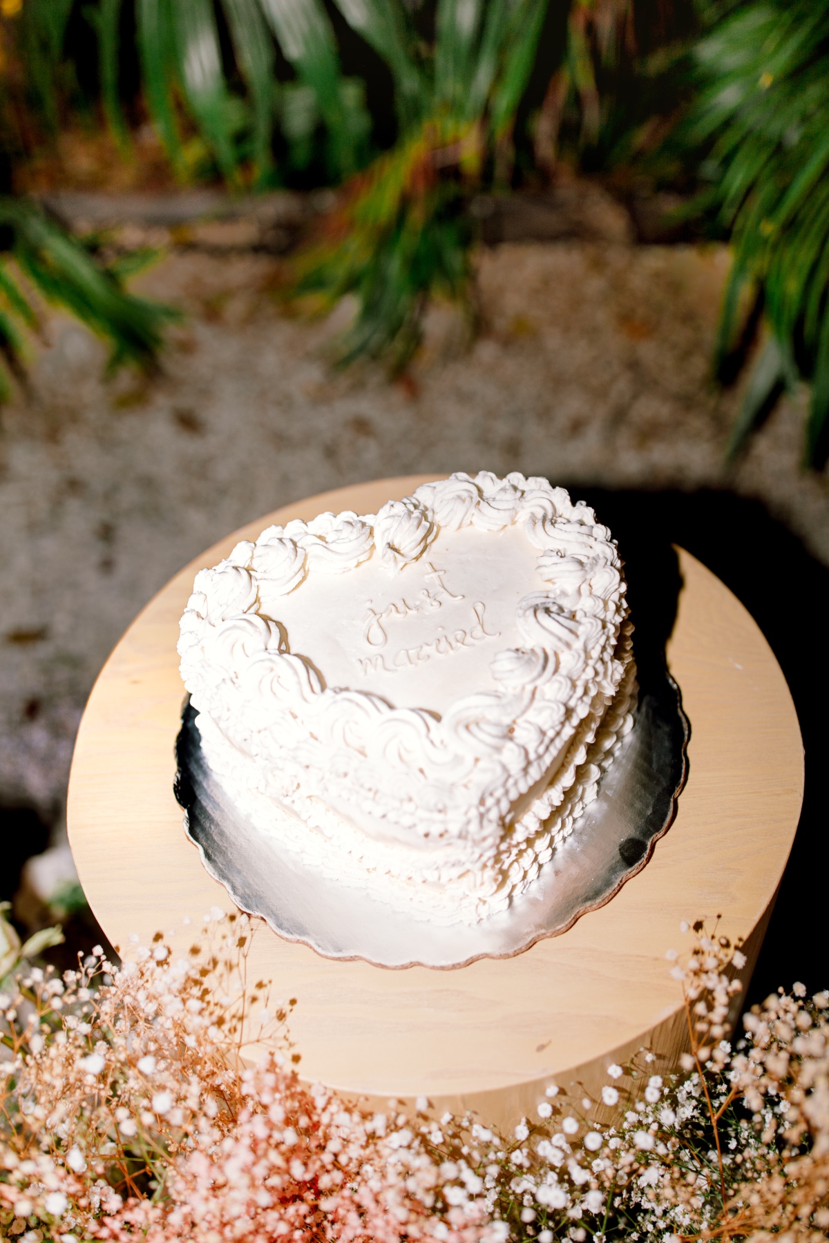 heart shaped wedding cake ideas
