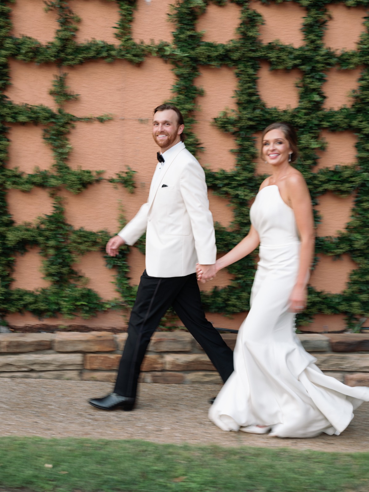 moving wedding photo ideas