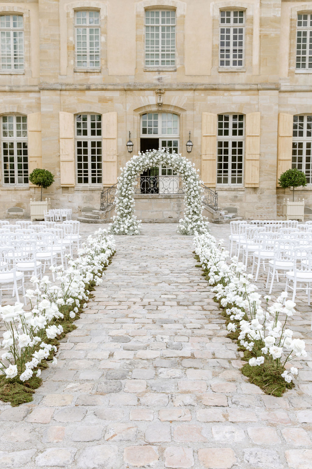 white rose wedding ceremony ideas