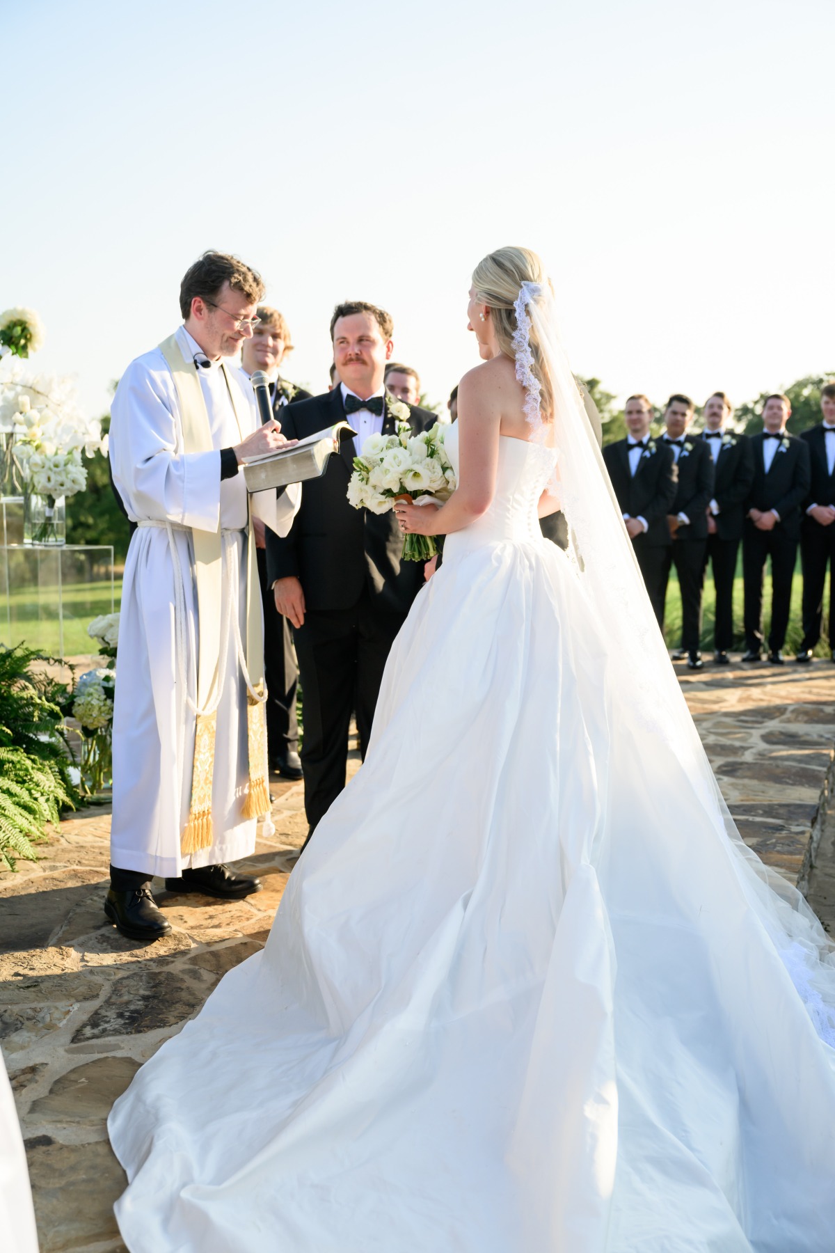outdoor religious wedding ceremony