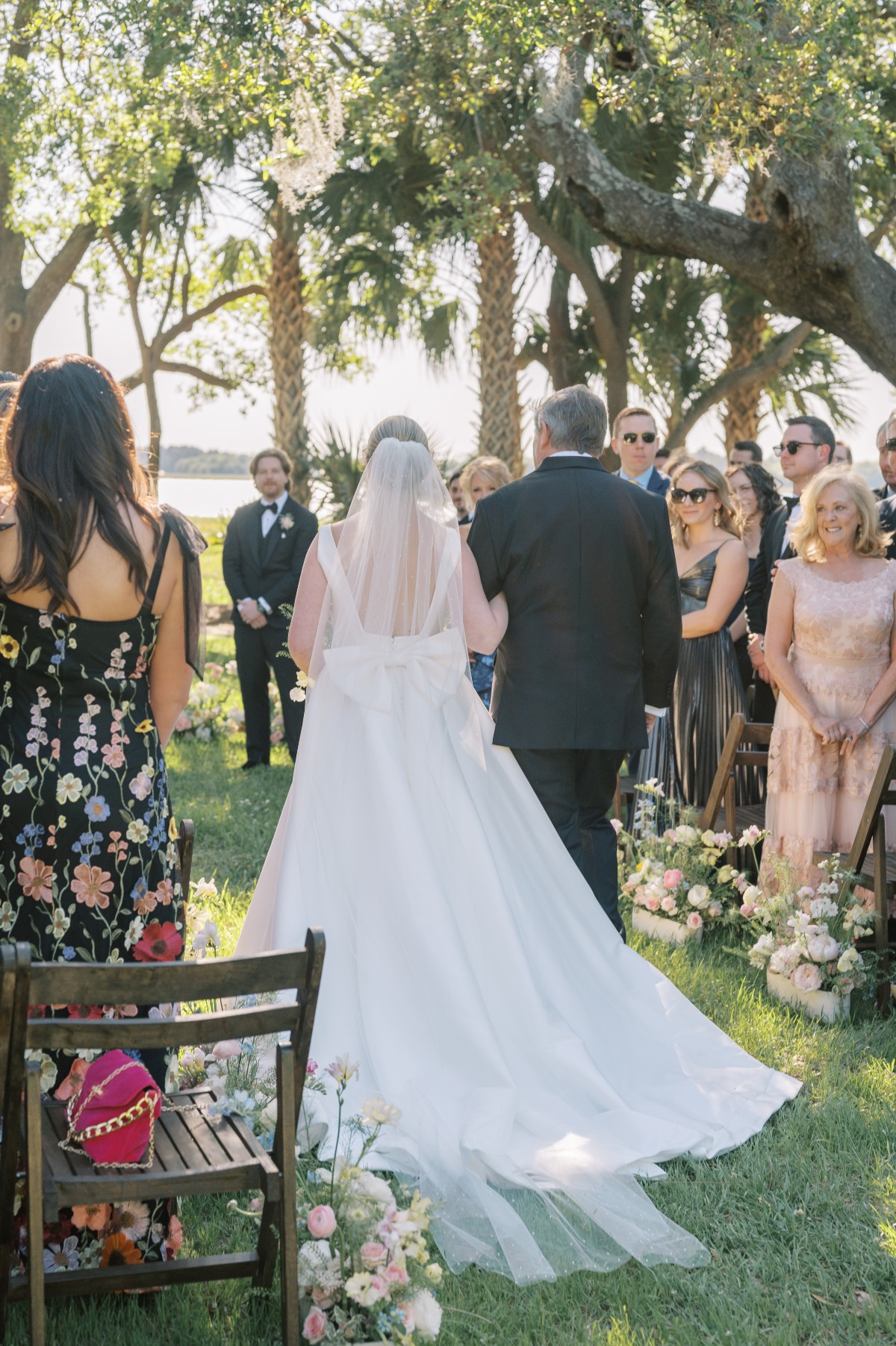 bow wedding dress