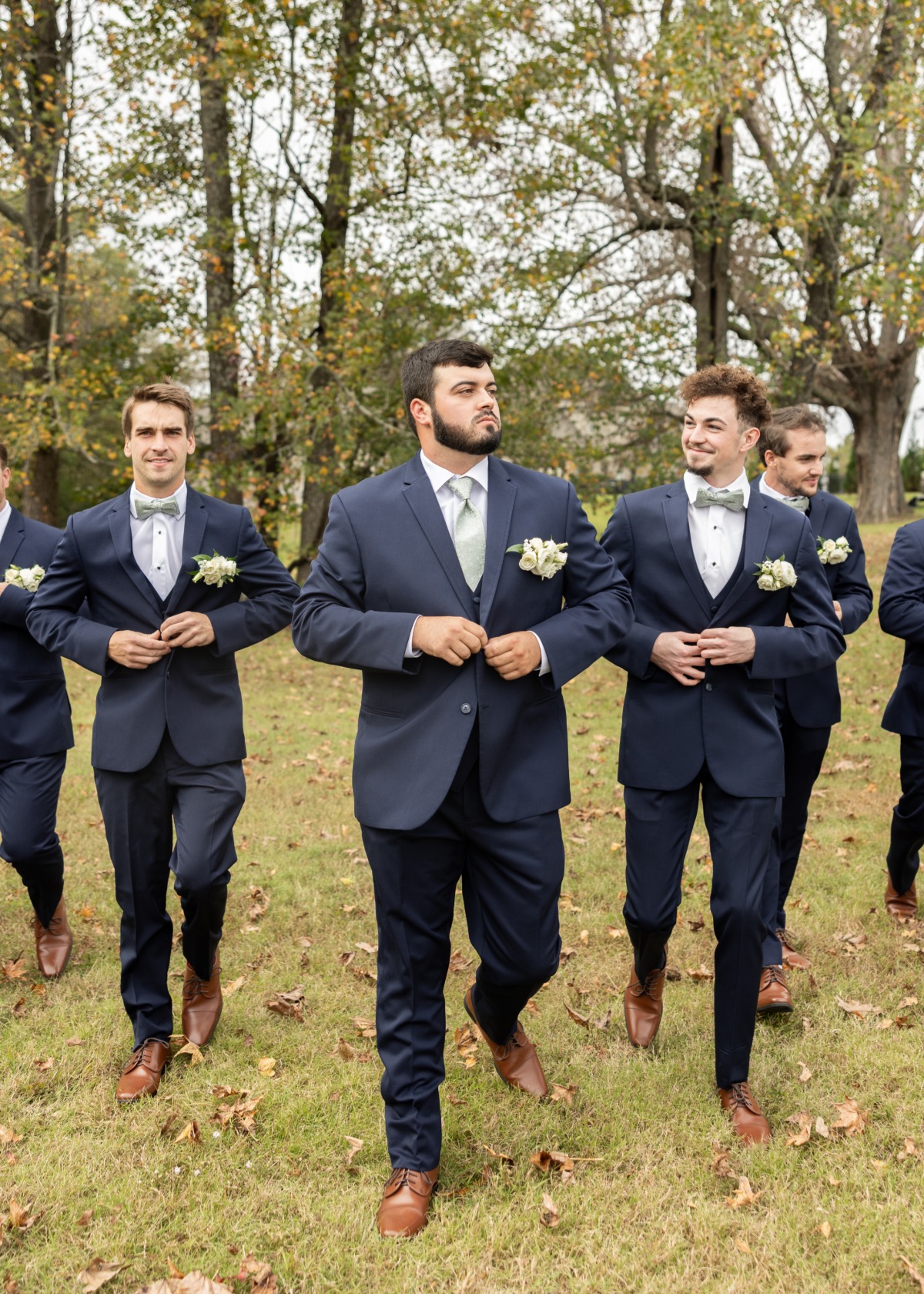 navy blue groomsmen suits