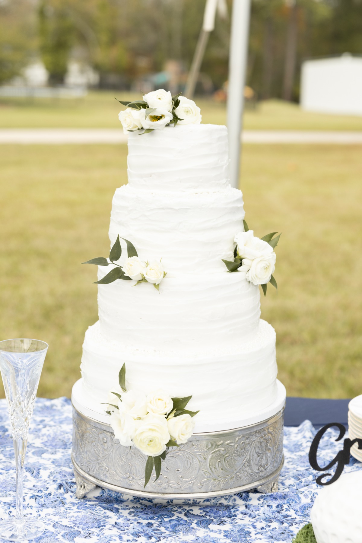 simple buttercream wedding cake