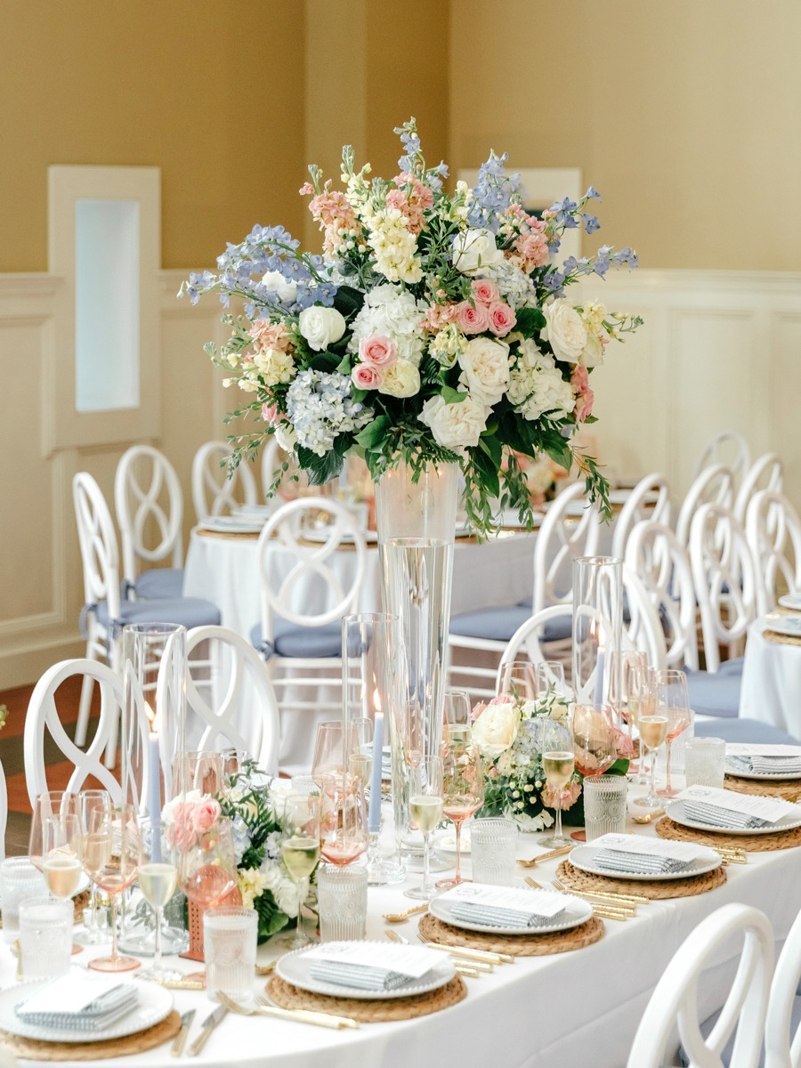 pink blue and white tall centerpieces