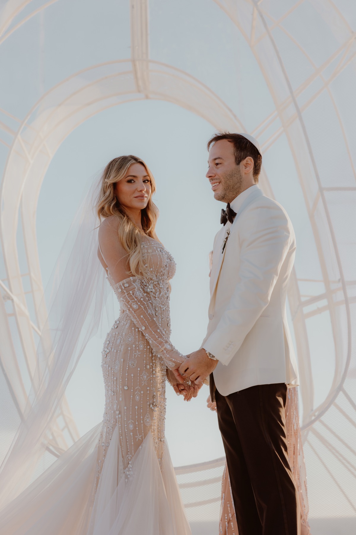 modern glam beach wedding ideas