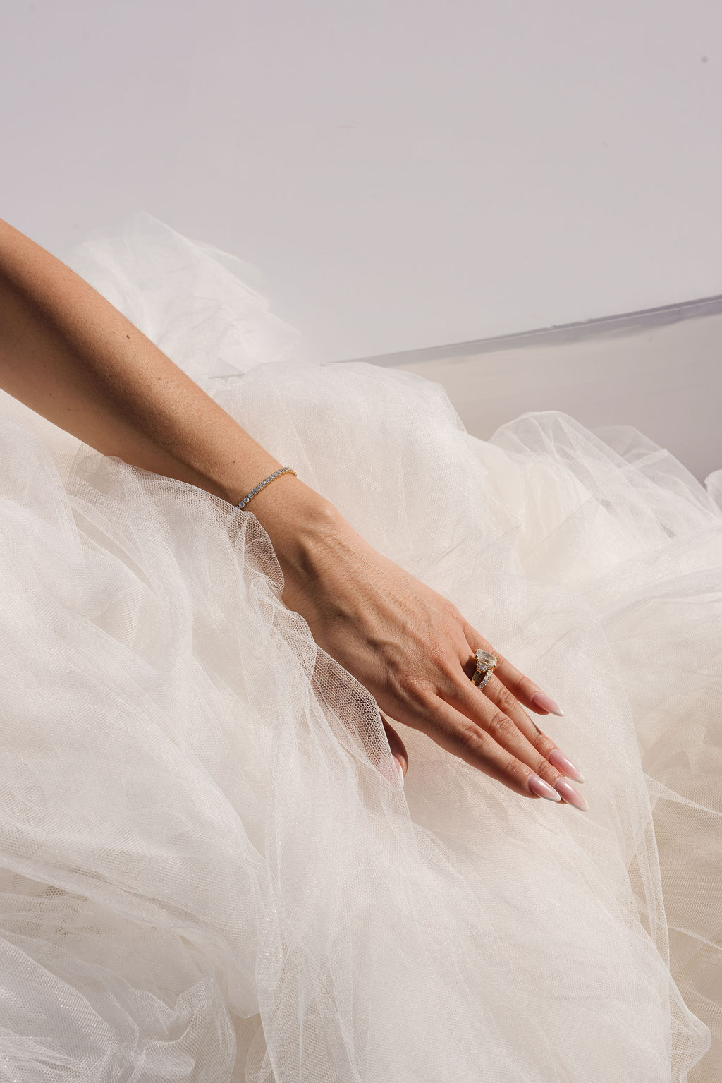 ring shot photo ideas for bride