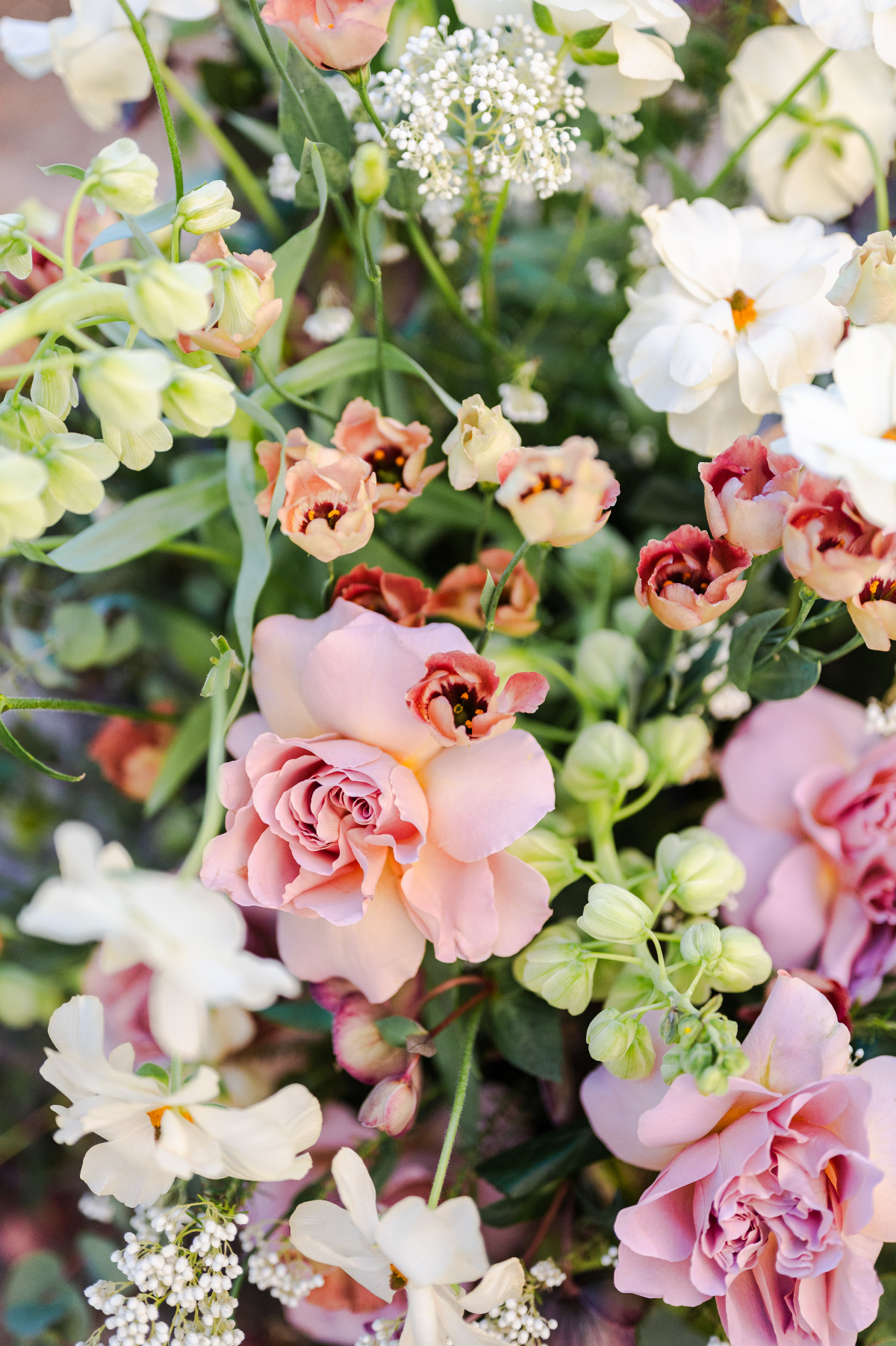 pastel wedding flowers