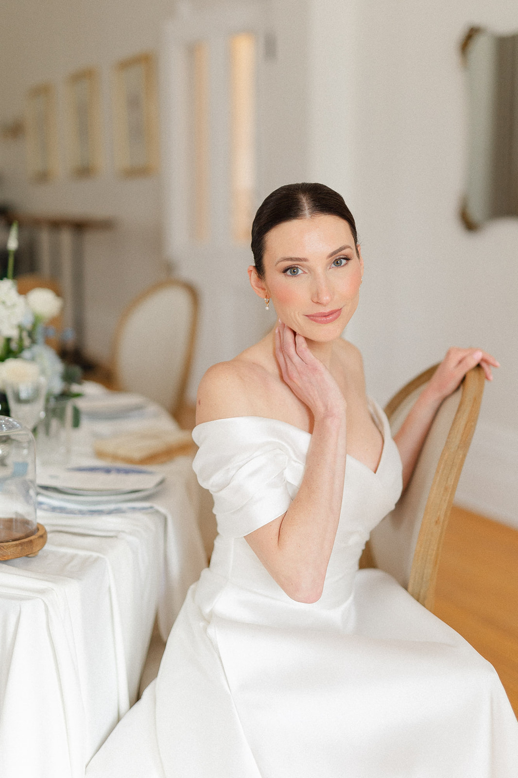 timeless-cinderella-romance-at-manoir-maplewood-quebec-111