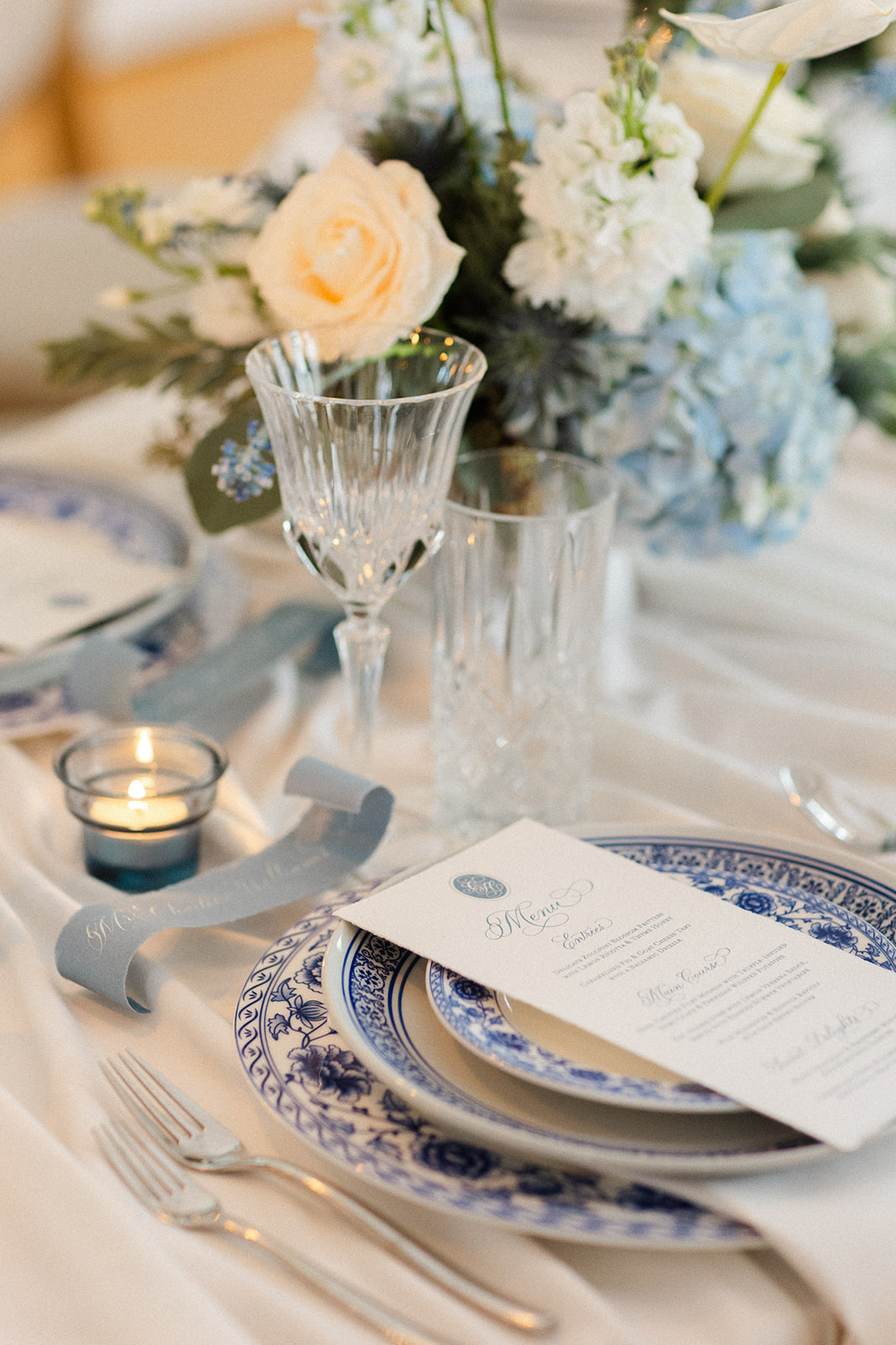 timeless-cinderella-romance-at-manoir-maplewood-quebec-21
