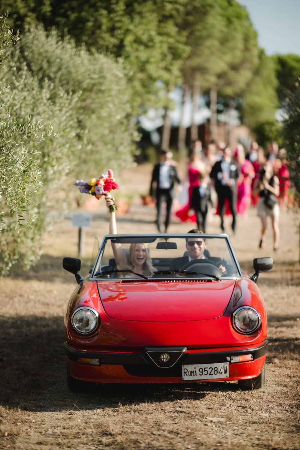 wedding getaway car photo ideas