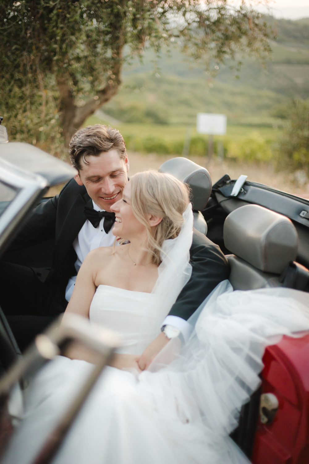 vintage car rental in tuscany