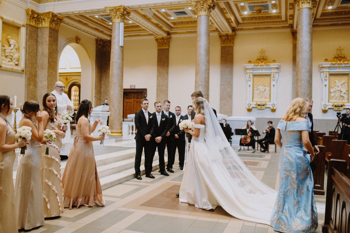 Nashville downtown church wedding