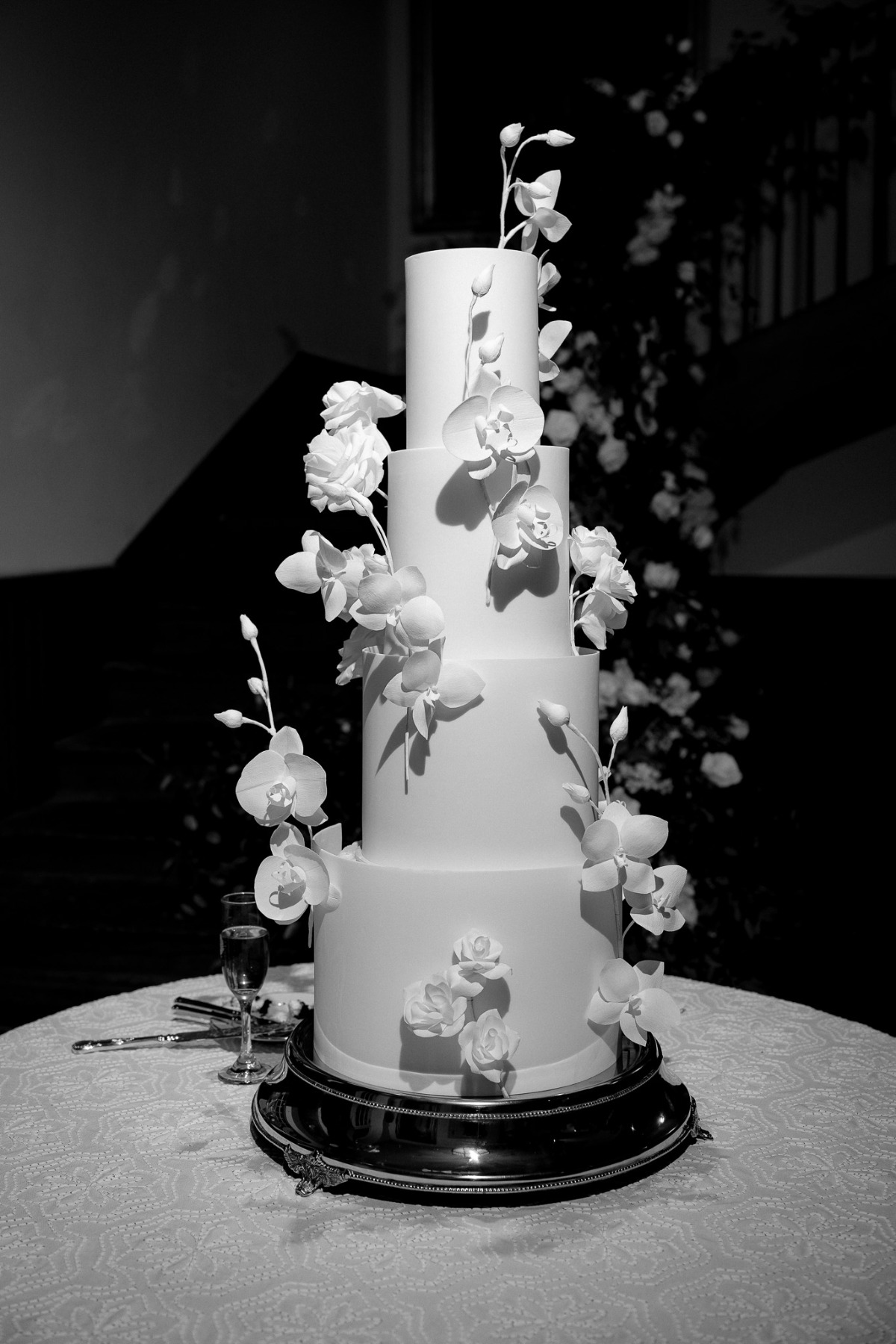 modern white wedding cake