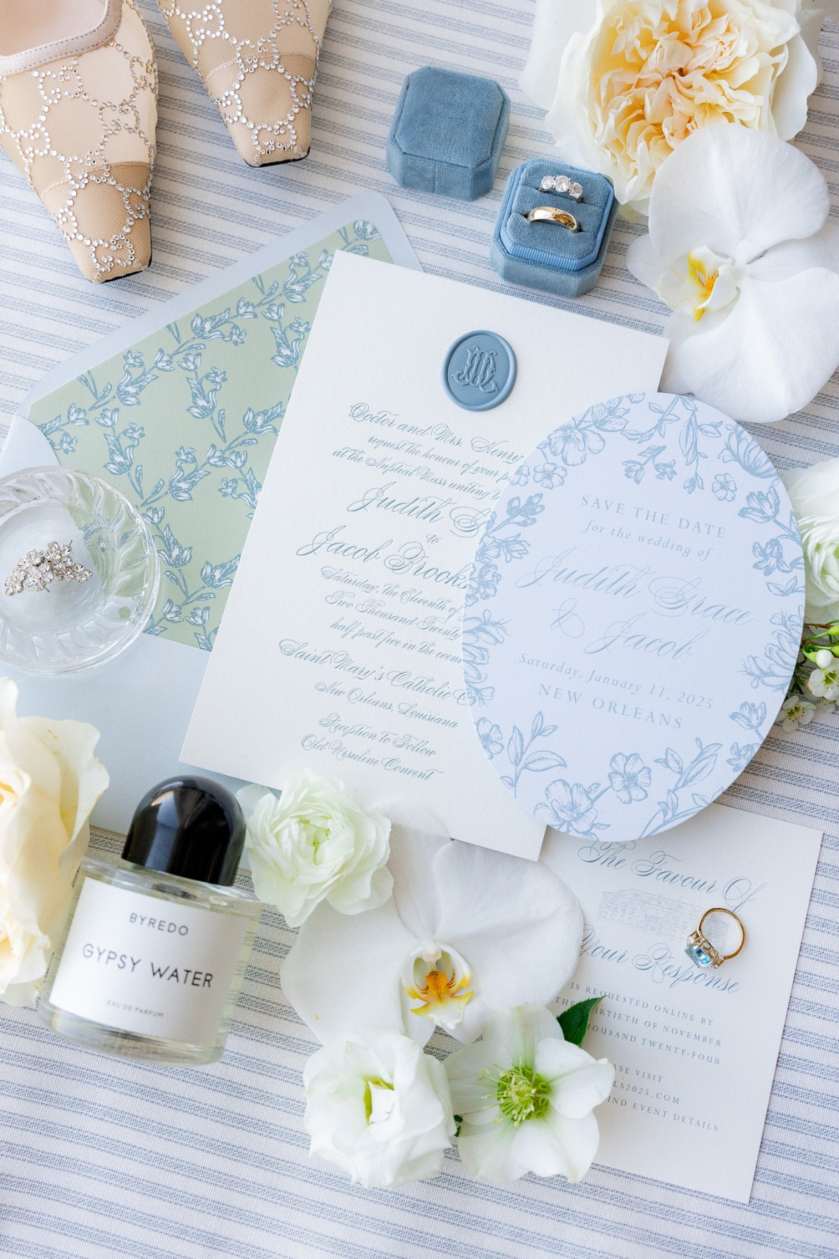 blue champagne and green wedding colors