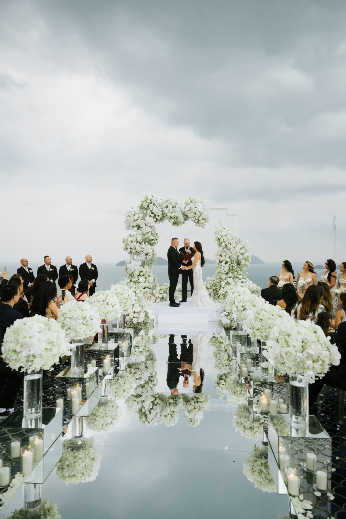 mirror wedding aisle