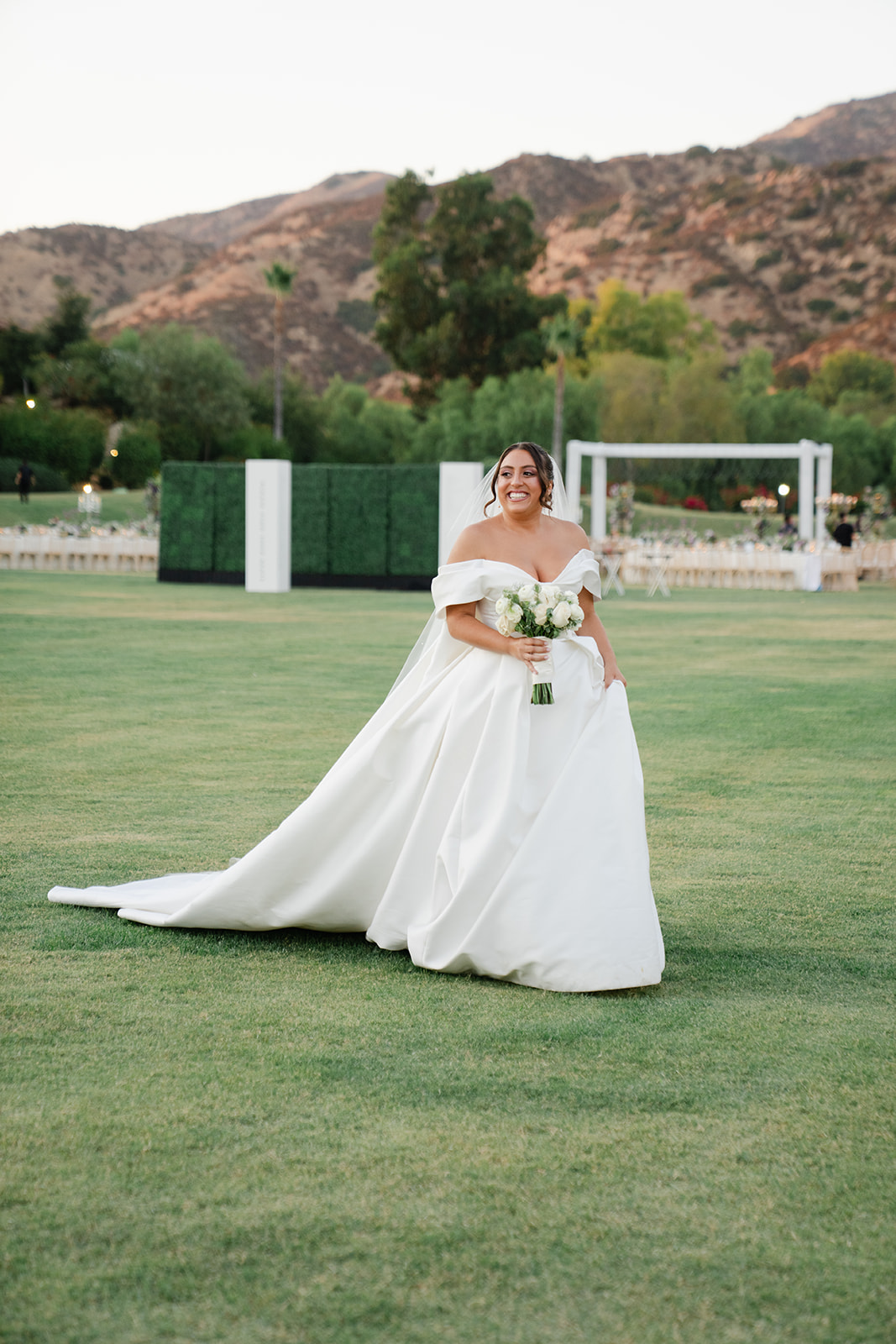 hummingbird-nest-ranch-wedding-karin-dan-300