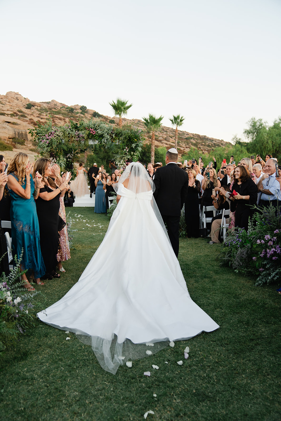 hummingbird-nest-ranch-wedding-karin-dan-315